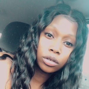 Meet your Posher, Bryana